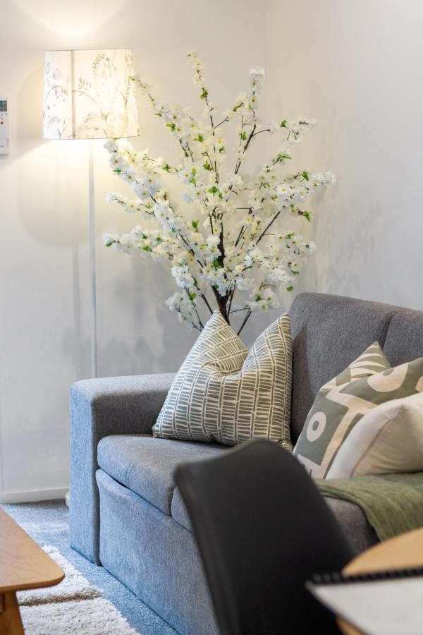 Stone Throw To Hagley Park And Chch Hostpital 2 Bedroom 2 Bathroom Christchurch Dış mekan fotoğraf